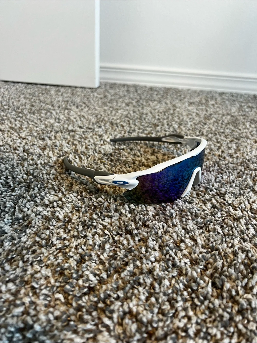 Oakley Radar EV Path Sunglasses Polarized Lens
